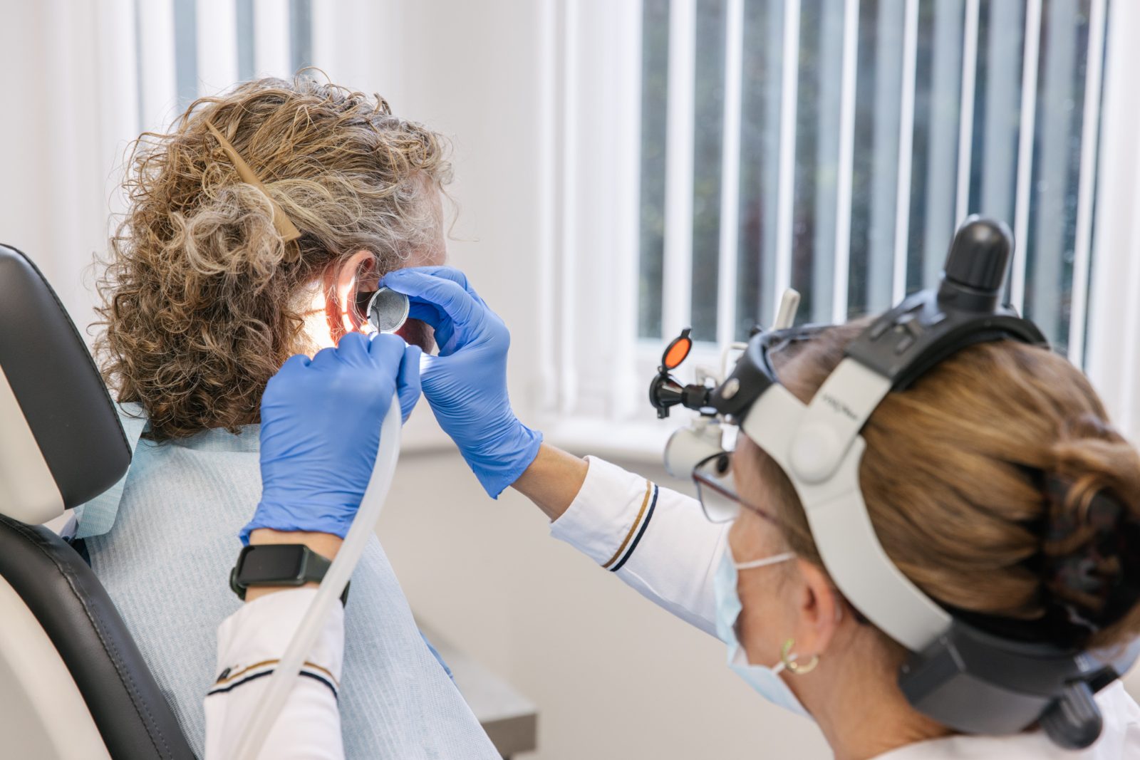 Microsuction with a client